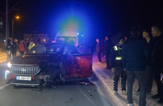 17 yaşındaki ehliyetsiz sürücü, yakınına ait TOGG ile kaza yaptı sahibi sinir krizi geçirdi