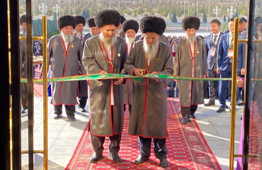 Türkmenistan'da "Türkmentel-2023" fuarı başladı