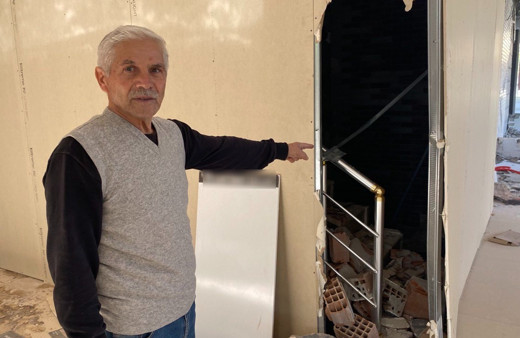 Adıyaman'da ilginç hırsızlık, çelik kapıları çalıp uzaklaştılar