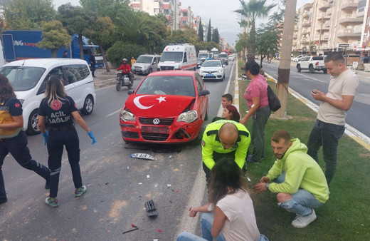 Muğla Milas’ta trafik kazası, 5 kişi yaralandı