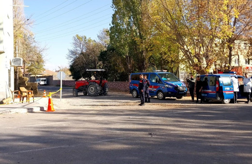 Niğde'de 2 grup arasında kavga çıktı, kafasına demir çubukla vurdular