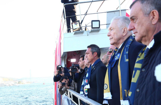 Fenerbahçe Atatürk'ü "10 Kasım Fenerbahçe Vapuru" ile andı