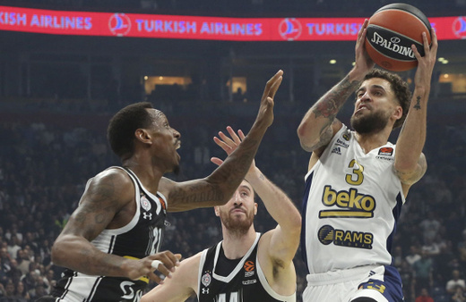 Fenerbahçe Beko Partizan'a 15 sayı geriden maç verdi