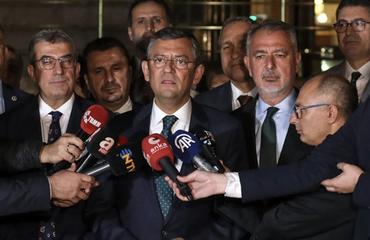 CHP lideri Özel'den 'Anayasa'ya darbe' çıkışı: Direnen herkesin yanında olacağız