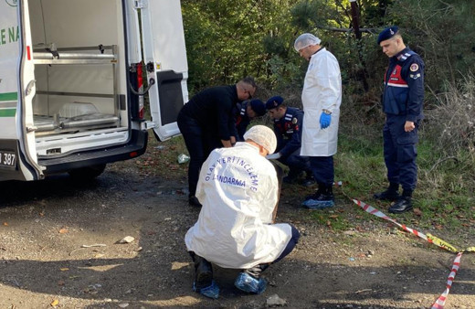 Zonguldak'ta ormanlık alanda yanmış erkek cesedi bulundu