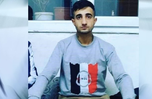 Park halindeki kamyona çarptı, hayatını kaybetti!