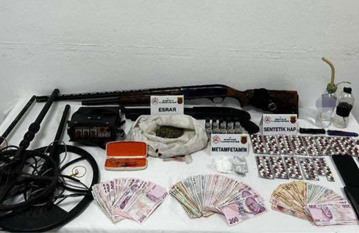 Tekirdağ'da uyuşturucu operasyonu: 8 gözaltı!