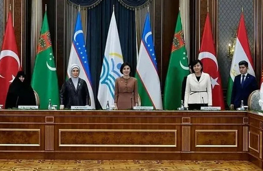 'First lady'ler İstanbul'da buluşuyor, Gazze için tek yürek olacaklar! Çarpıcı değerlendirmeler: Kendi celladı haline dönüştü