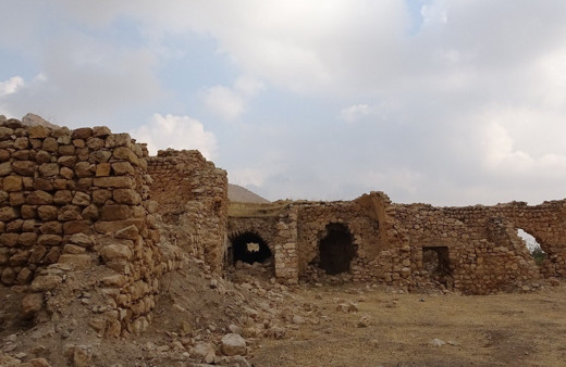 Mardin'in Yurderi köyündeki tarihi yapılar turizme kazandırılacak