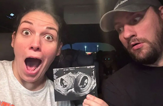 Dünya bu kadını konuşuyor! Çift rahmi var ve her rahminde bir bebek taşıyor!