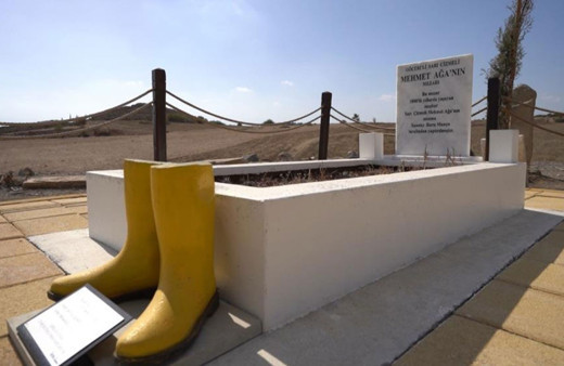 İşte Sarı Çizmeli Mehmet Ağa'nın mezarı!