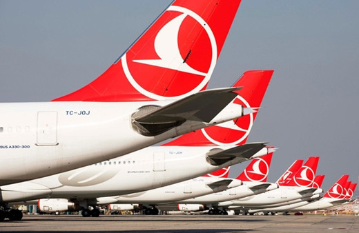 İstanbul'da hava çok fena! THY uçuşlarına fırtına düzenlemesi: 40 sefer karşılıklı iptal edildi