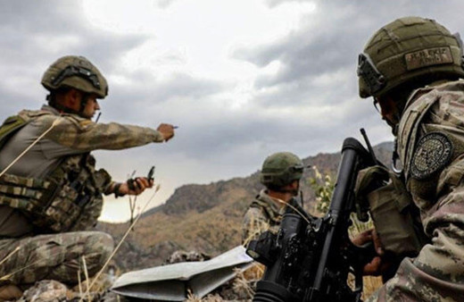 Irak'ın kuzeyinde 2 terörist teslim oldu