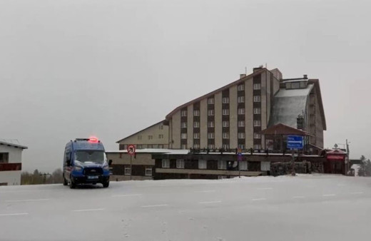 Uludağ'da kar yağışı etkili oldu! 5 santimetreyi aştı