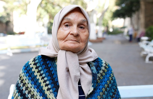 Bütün mal varlığını bağışladı, şimdi orada yaşıyor!