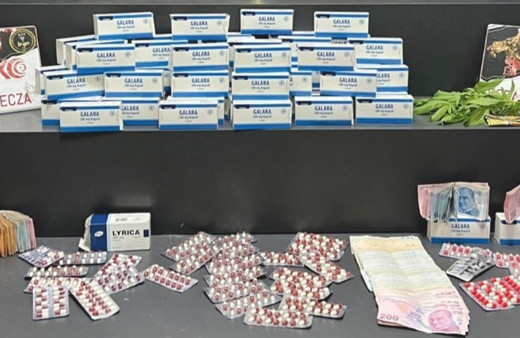 İzmir'de binlerce sentetik uyuşturucu hap ele geçirildi!