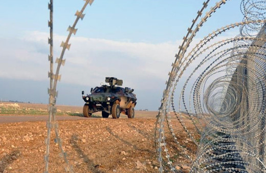 Türkiye'ye girmeye çalışan PKK'lı terörist Suriye sınırında yakalandı