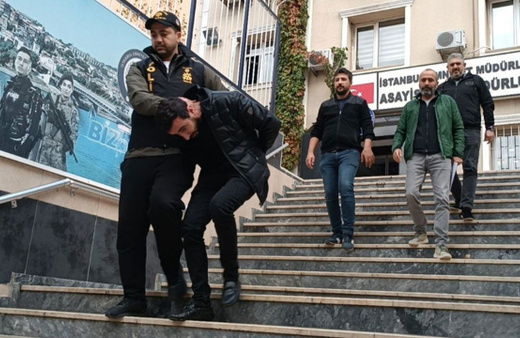 Yardım bahanesiyle bir kişiyi 2 milyon 91 bin 250 lira dolandırdılar!