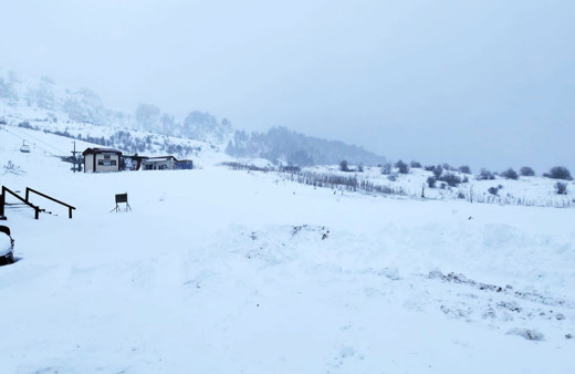 Keltepe Kayak Merkezi'nde kar kalınlığı 40 santimetreye ulaştı!