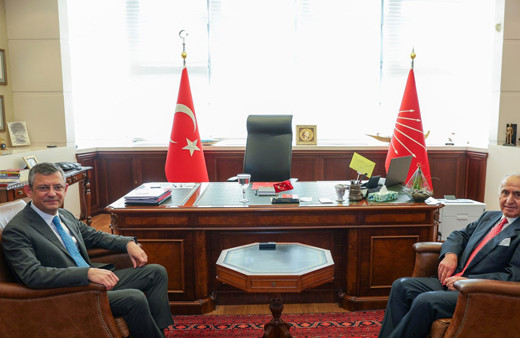 Özgür Özel Hikmet Çetin ile bir araya geldi