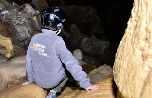 Turistlerin bilmediği cennet, Gümüşhane Akçakale Mağarası gidenleri hayran bıraktı