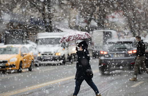 İstanbullular dikkat kar geliyor! Meteoroloji hazır olun dedi tarihi duyurdu