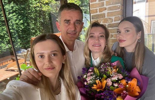 Tacizle suçlanan Ümit Dikbayır'ın eşinden Meral Akşener'e salvo! Dikbayır istifadan vazgeçti