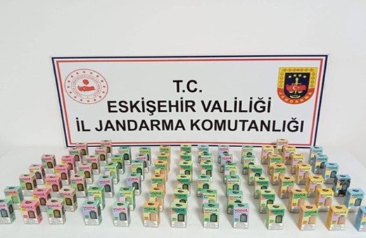 Eskişehir'de kaçak elektronik sigara satışına jandarma operasyonu yapıldı