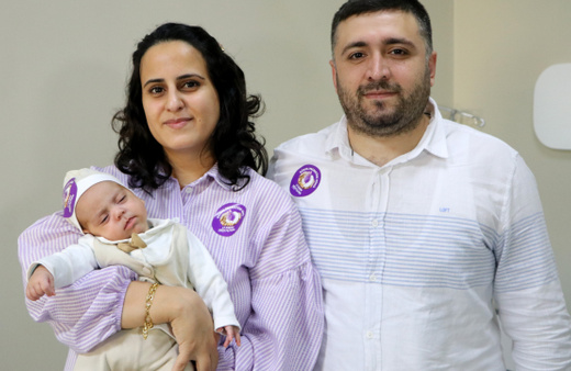 Aslan bebek, 29 yıldır çocuğu olmayan Şahin ailesinin umudu oldu