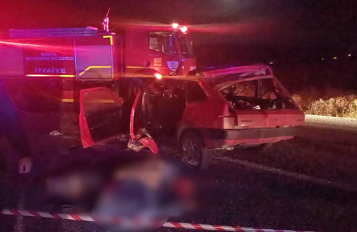 Nevşehir'de kontrolünü kaybeden sürücü kaldırıma çıktı