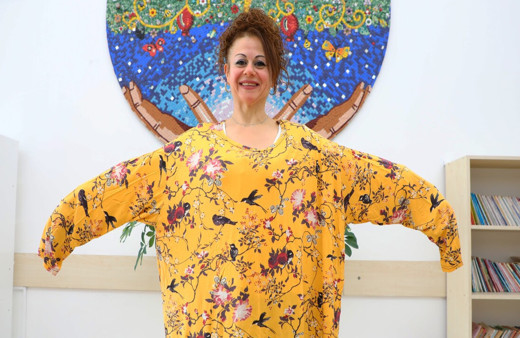 Aç kalarak değil, yemek yemeye devam ederek 50 kilo verdi