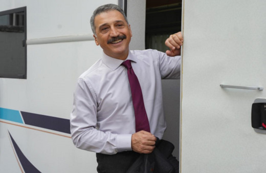 Çarkıfelek yarışması Cem Davran ile TV8'de yeniden başlıyor