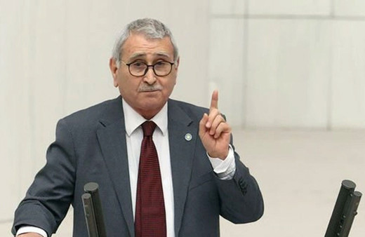 İYİ Parti'den istifa eden Yılmaz'dan Meral Akşener'e sert sözler: Bir saat dedikodu yaptı