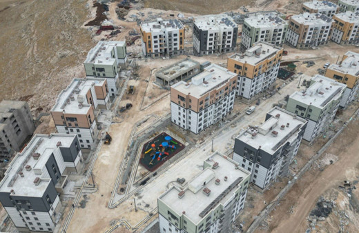 Şanlıurfa'da deprem konutlarının inşası sürüyor!