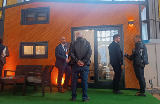 Ankara'da tekerlekli evler fuarda görücüye çıktı