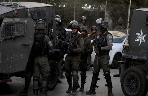 Filistin topraklarını gasbeden bir İsraillinin doğrudan ateş açtığı Filistinli hayatını kaybetti