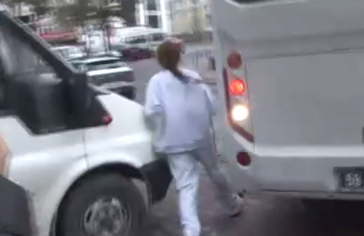 Fenomen Banu Parlak adli kontrol şartıyla serbest bırakıldı