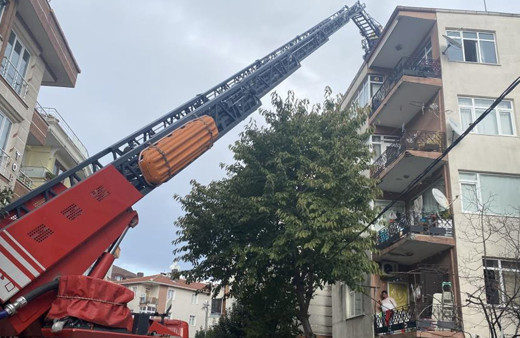 İstanbul'da 79 yaşındaki usta çatıda çalışırken hayatını kaybetti