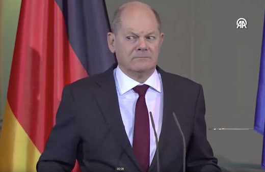 Alman lider Olaf Scholz sosyal medyanın diline düştü!