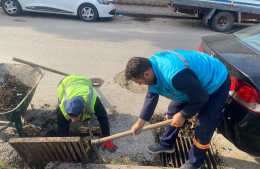 Manisa'da ani yağışlar için belediye önlem aldı