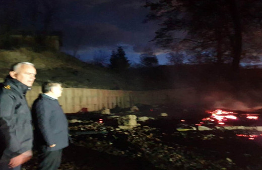 Sinop'ta şiddetli fırtına yangına sebep oldu, 2 ev kullanılamaz hale geldi