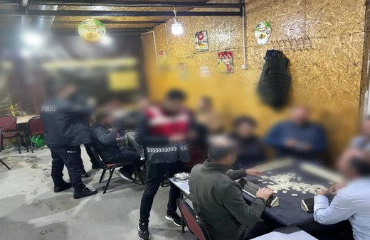 Erzincan’da toplam 32 yıl hapis cezası olan 9 zanlı yakalandı