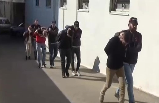 Adana'da uyuşturucu operasyonu, 10 kişi tutuklandı