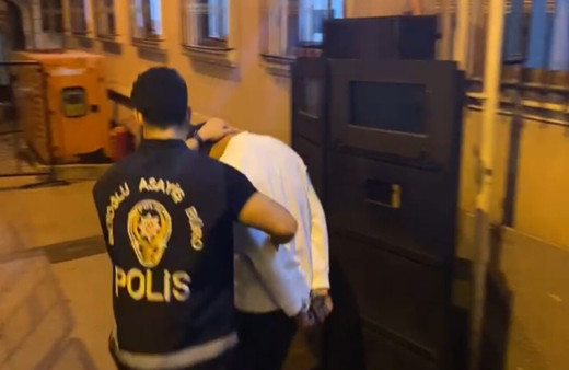 Kasımpaşa'da bir şahıs sevgilisini yoldan çıkarttığı iddiası ile genç kızı vurdu