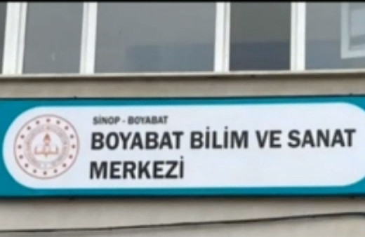 Sinoplu öğrenciler karikatürleriyle iki dünya birinciliği aldı!