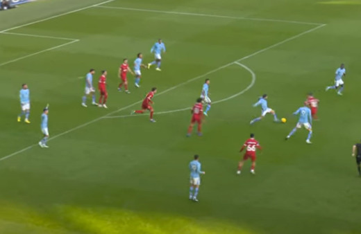 Premier ligde devlerin düellosu berabere gitti