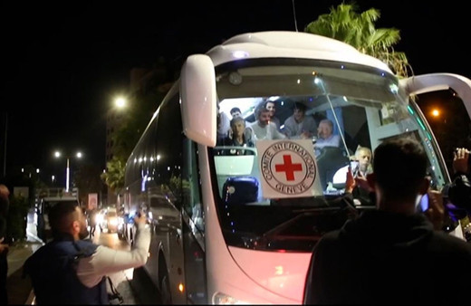 Serbest bırakılan İsrailli esirlerin ezberleri bozuldu: Düşündüğümüz gibi dehşet hikayeleri yoktu