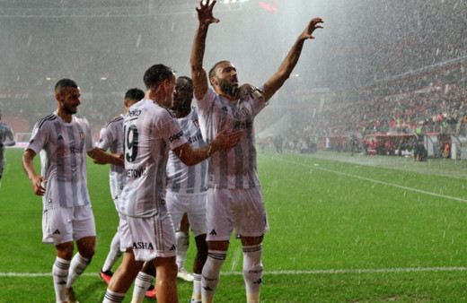 Beşiktaş Samsunspor deplasmanından 3 puanla döndü