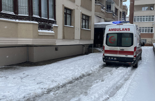 75 yaşındaki yaşlı adam evinde ölü bulundu!