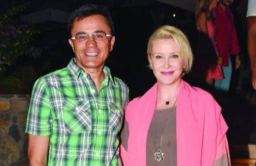 Karım beni dövüyor! Ünlü diyetisyen Ender Saraç, dayağı yedi mahkemeye koştu!